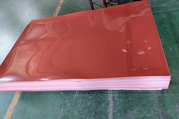 塑料內(nèi)包板的特點(diǎn)及應(yīng)用概述